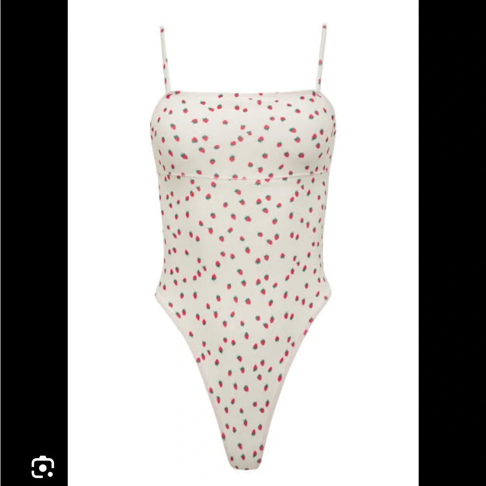 Gigi hadid Frankie’s bikini Strawberry terry one piece swimsuit
